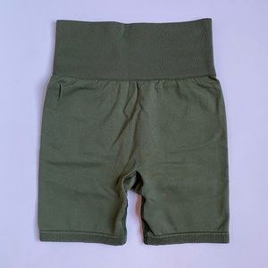 TALA Hosta Shorts